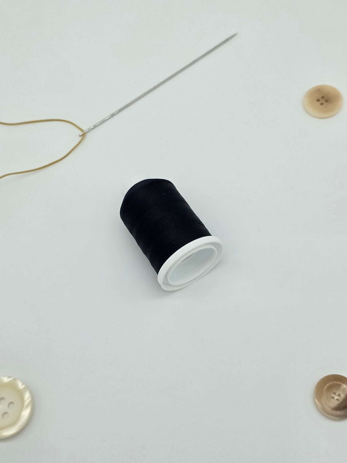 Madeira Aeroflock Overlock Thread