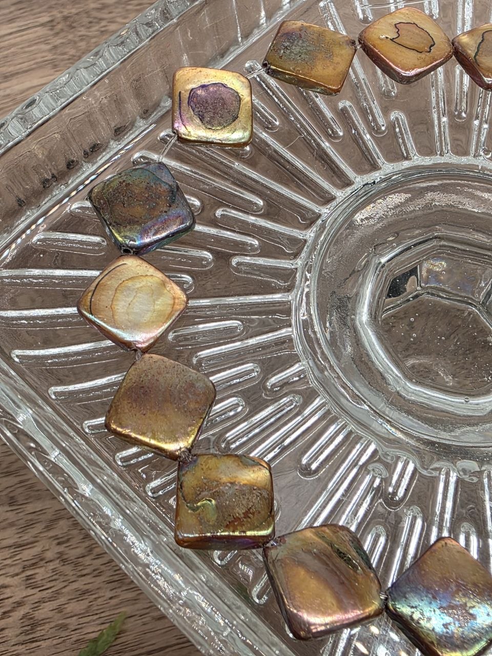 Natural Sea Mother of Pearl Beads – Organic Freeform Shell – Light Brown AB – 20 pcs