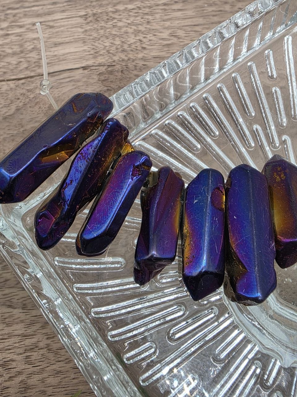 Titanium Coated Quartz Crystal Points – Nightspell – 13–42 mm – 16 pcs
