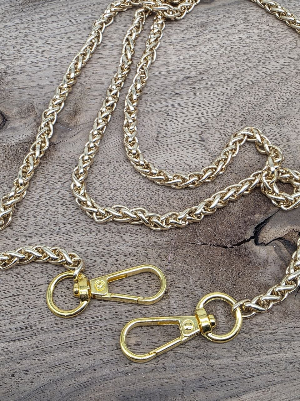 Gold Double Curb Bag Chain with Swivel Clasps – 105 cm
