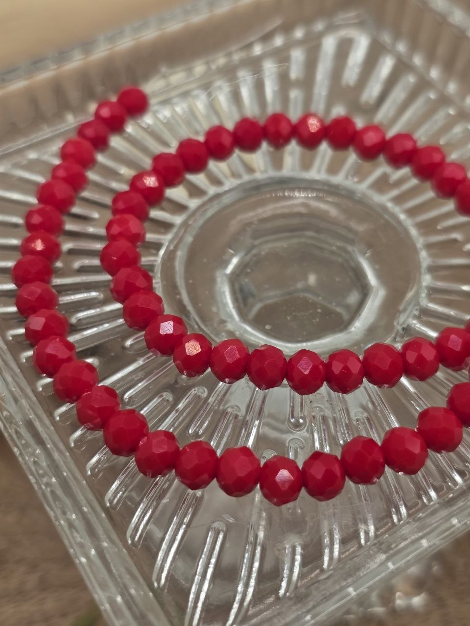 Crimson Kiss Faceted Glass Beads 6 mm – 60 pcs
