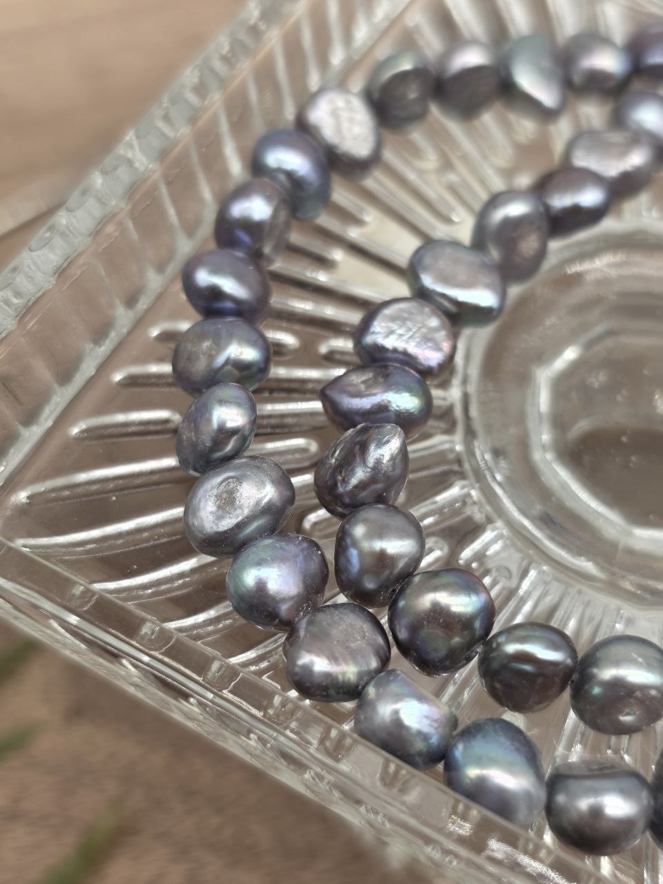 Natural Freshwater Pearl Beads 5–6 mm – Moon Ash – Approx. 40 cm Strand