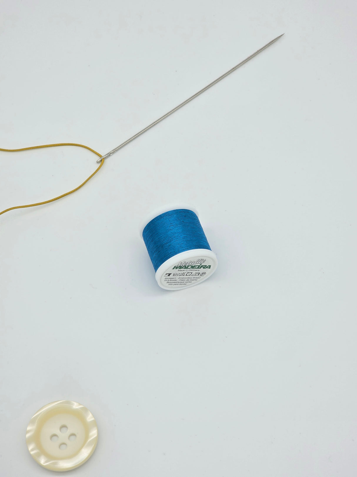 Madeira  Metallized Embroidery Thread col. 365