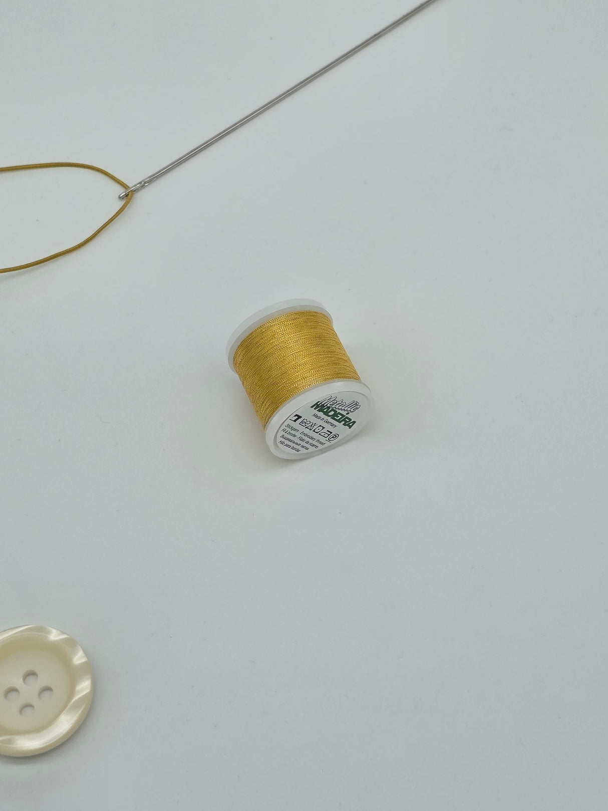 Madeira Metallized Embroidery Thread col. 324