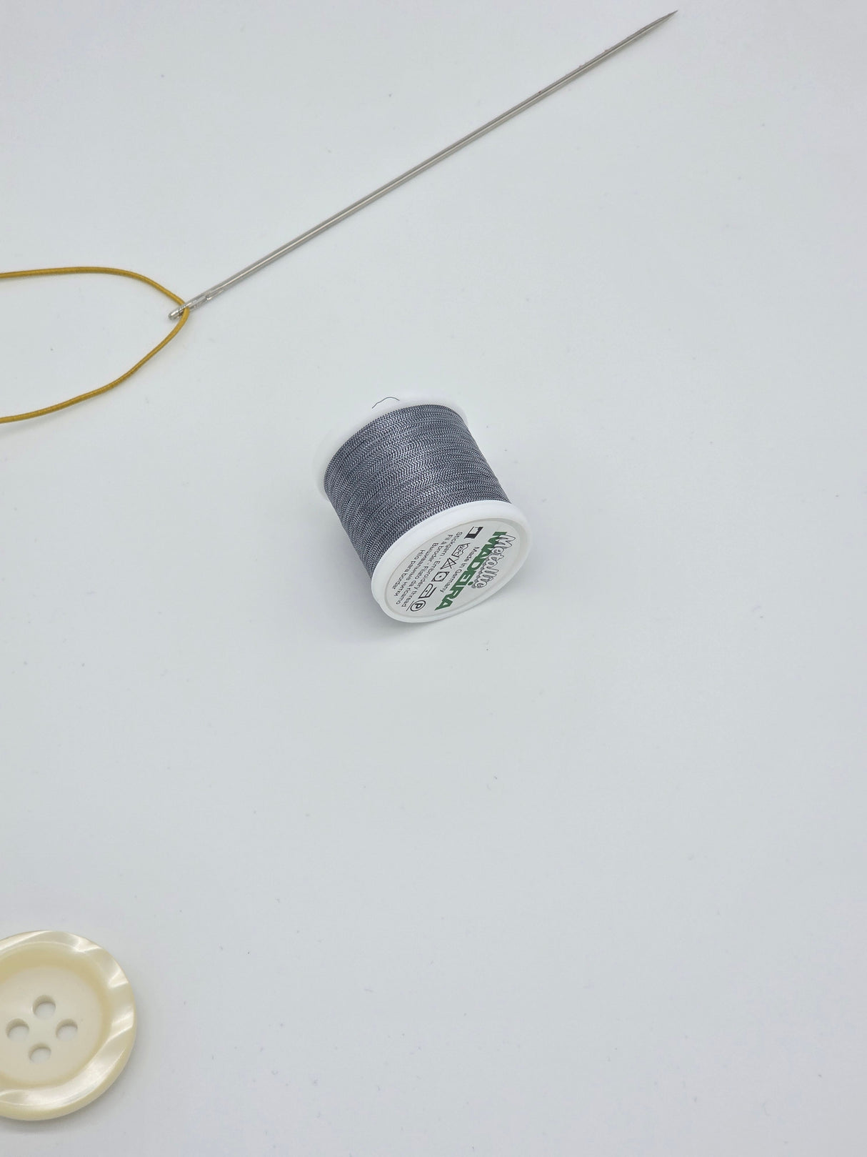 Madeira Metallized Embroidery Thread col. 362