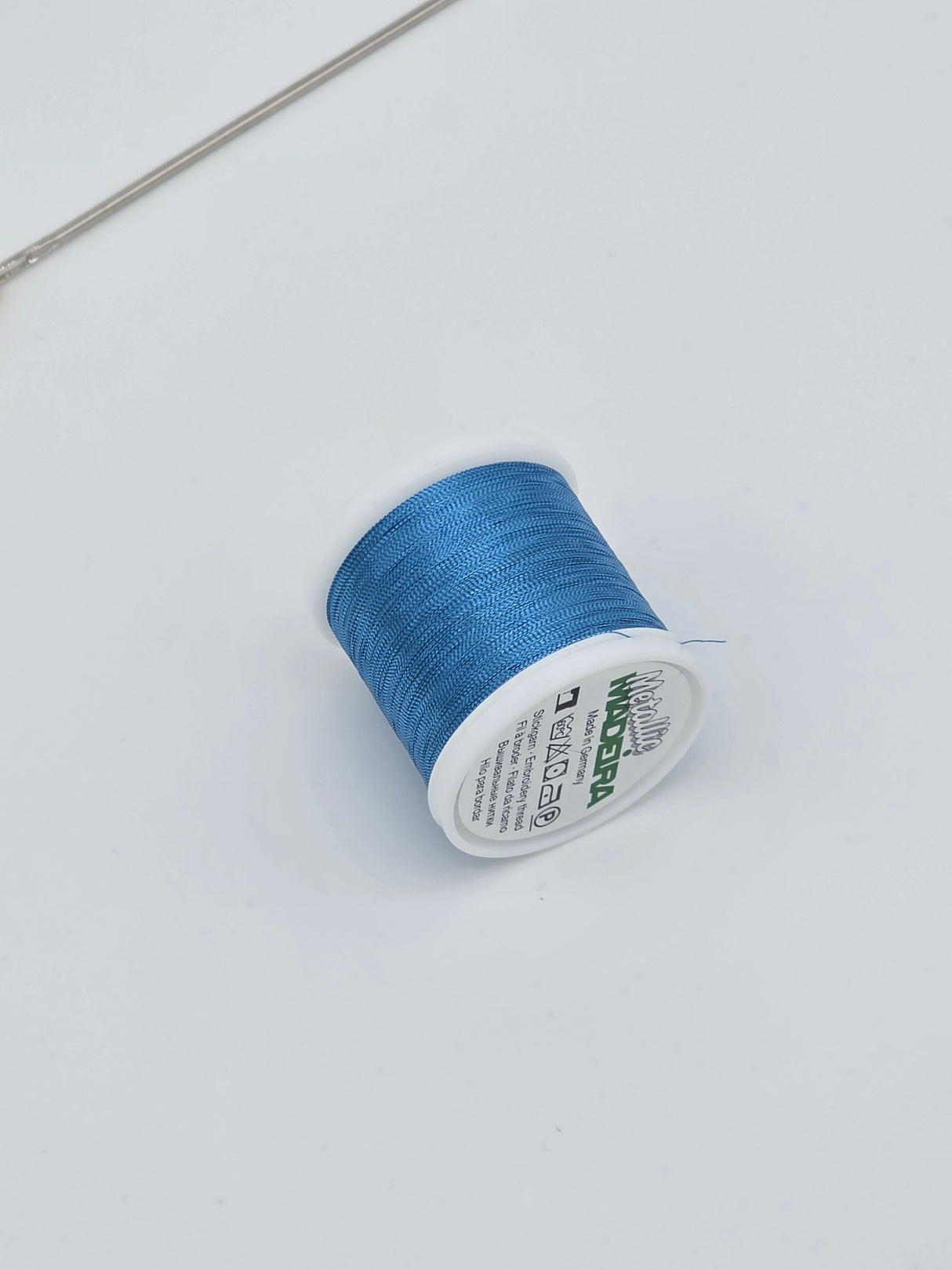 Madeira Metallized Embroidery Thread col. 333