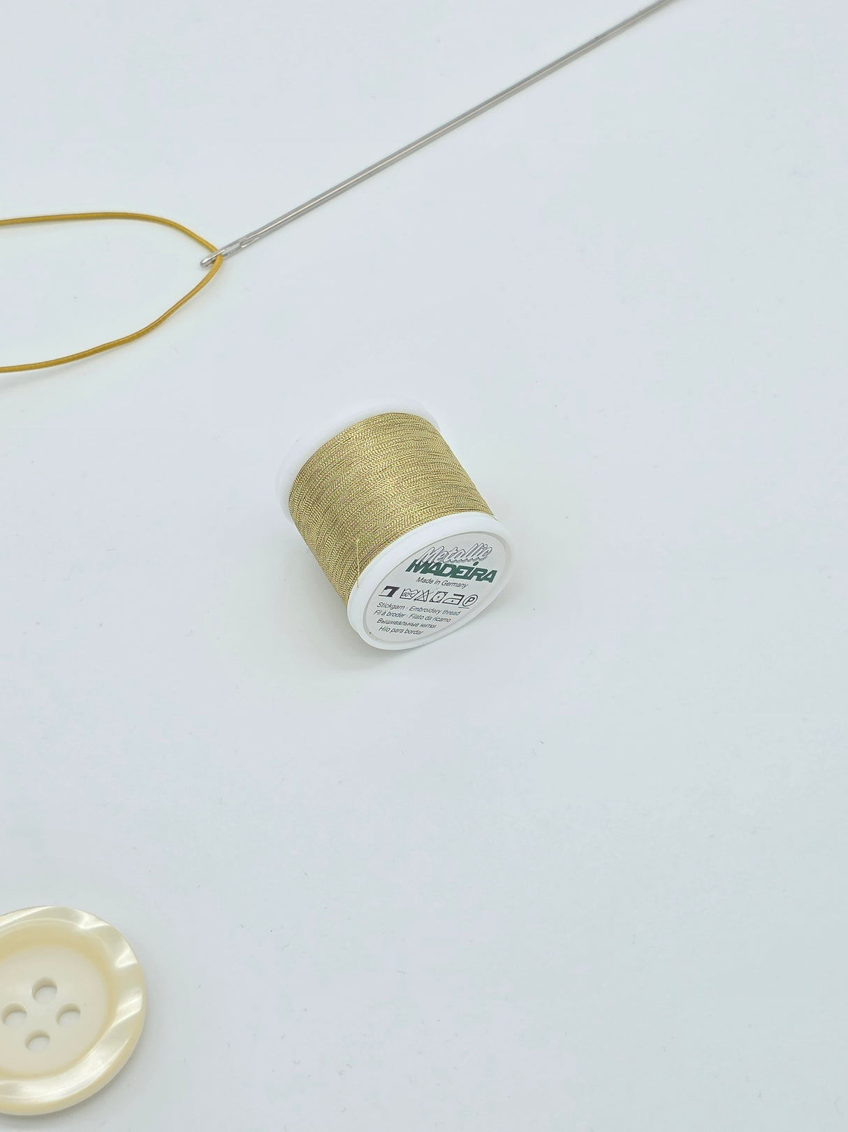 Madeira Metallized Embroidery Thread col. 306