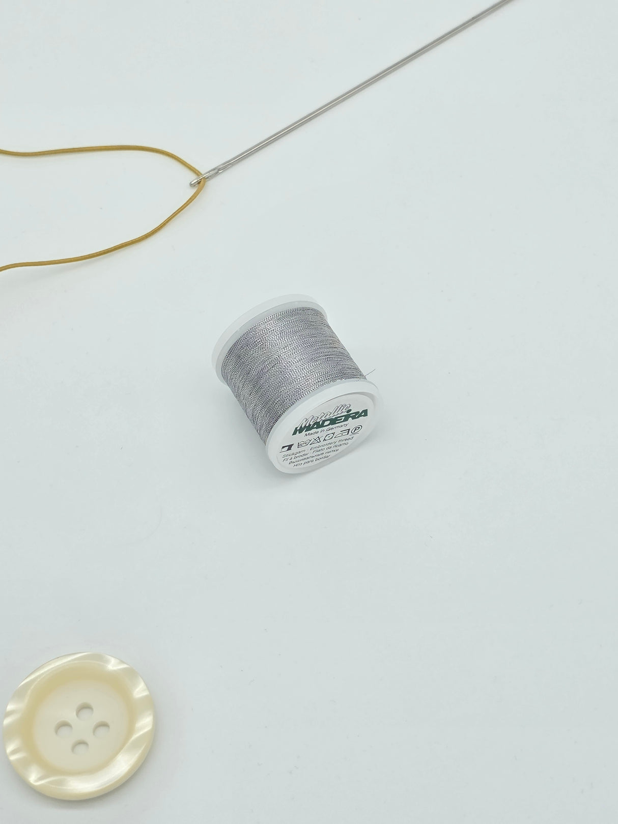 Madeira Metallized Embroidery Thread col. 342