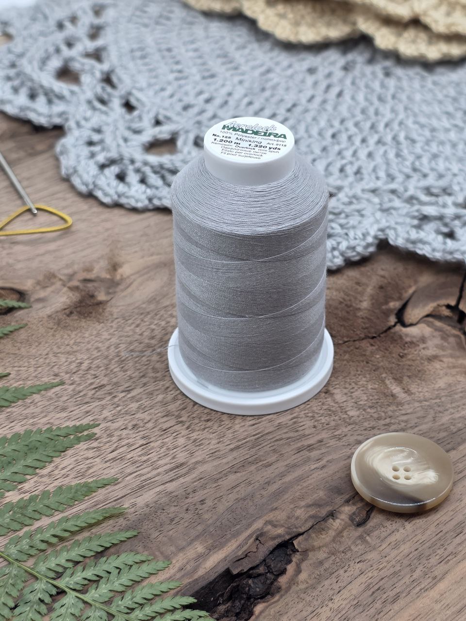 Madeira Aerolock Overlock Thread col. Gray