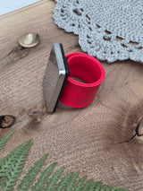Magnetic Wrist Pincushion Bracelet – Red