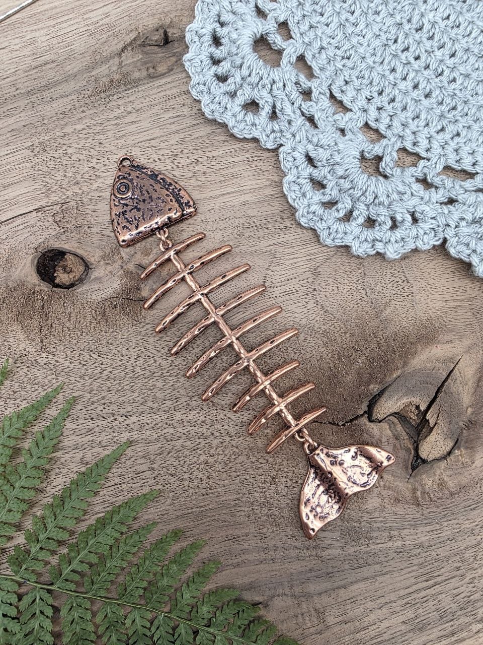Fishbone Statement Charm