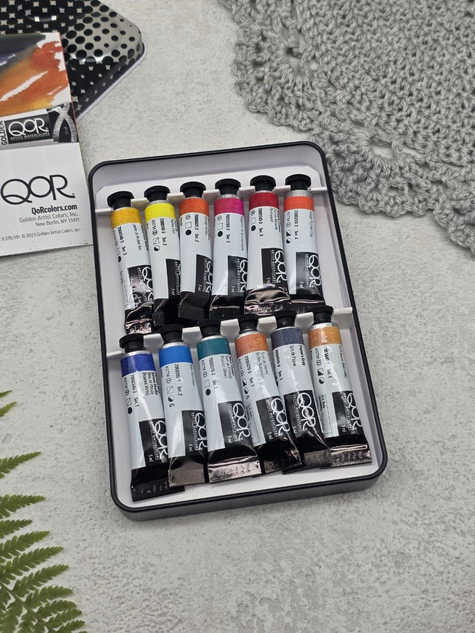 QoR Artist Watercolors — Professional Watercolor Set / 12 Colors