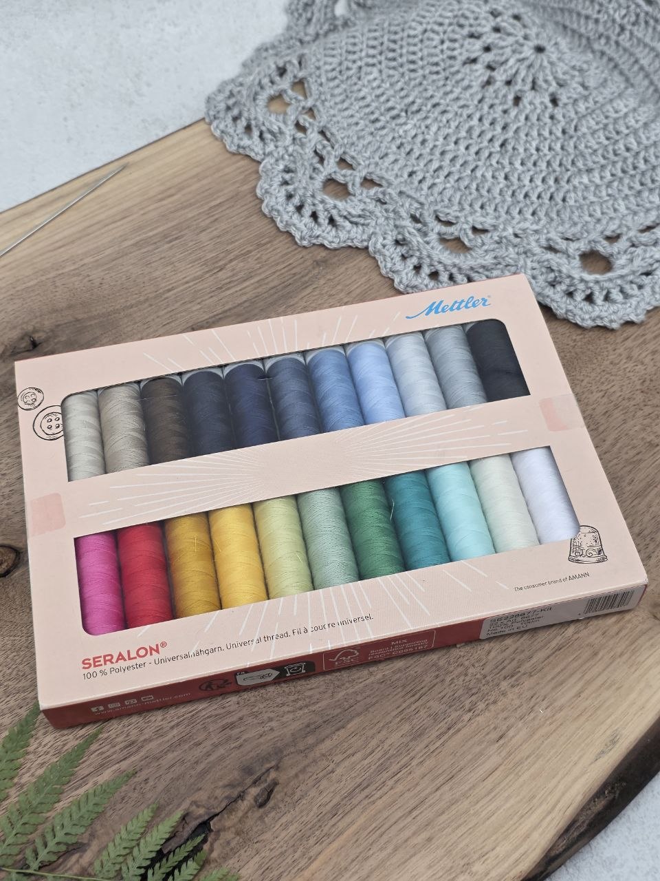 Mettler SERALON Universal Sewing Thread Set – 20 Colours × 100 m