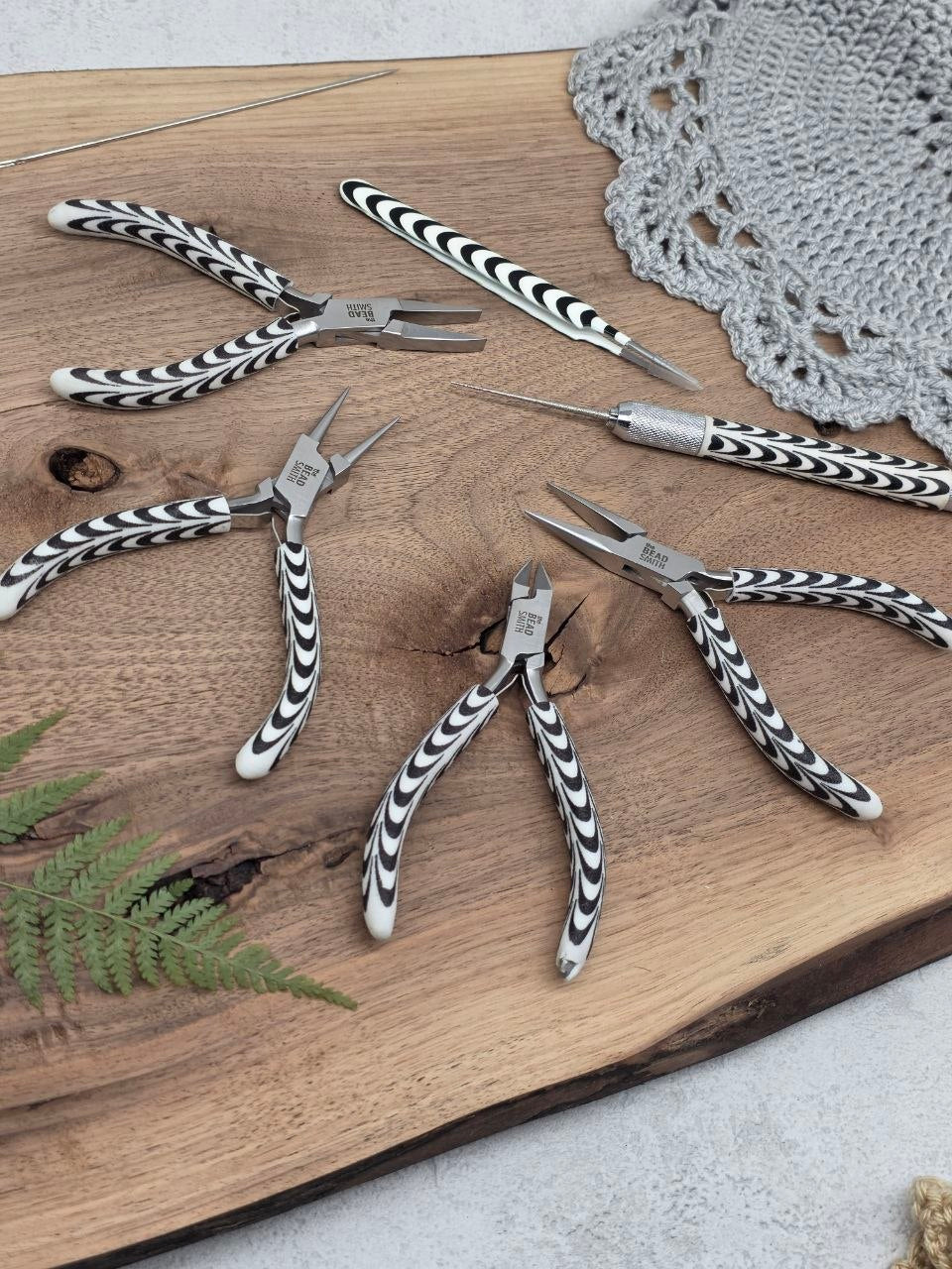 The BeadSmith® Zebra Jewellery Making Tool Kit – 7-Piece Set with Case