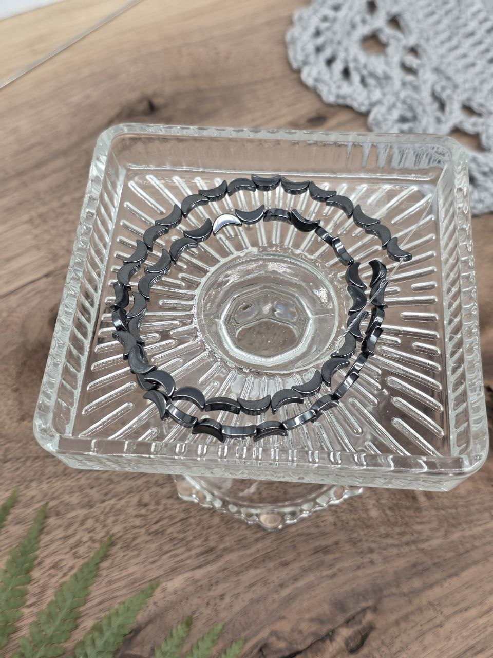 Natural Hematite Crescent Beads 8 mm –  Obsidian Veil – Approx. 50 pcs