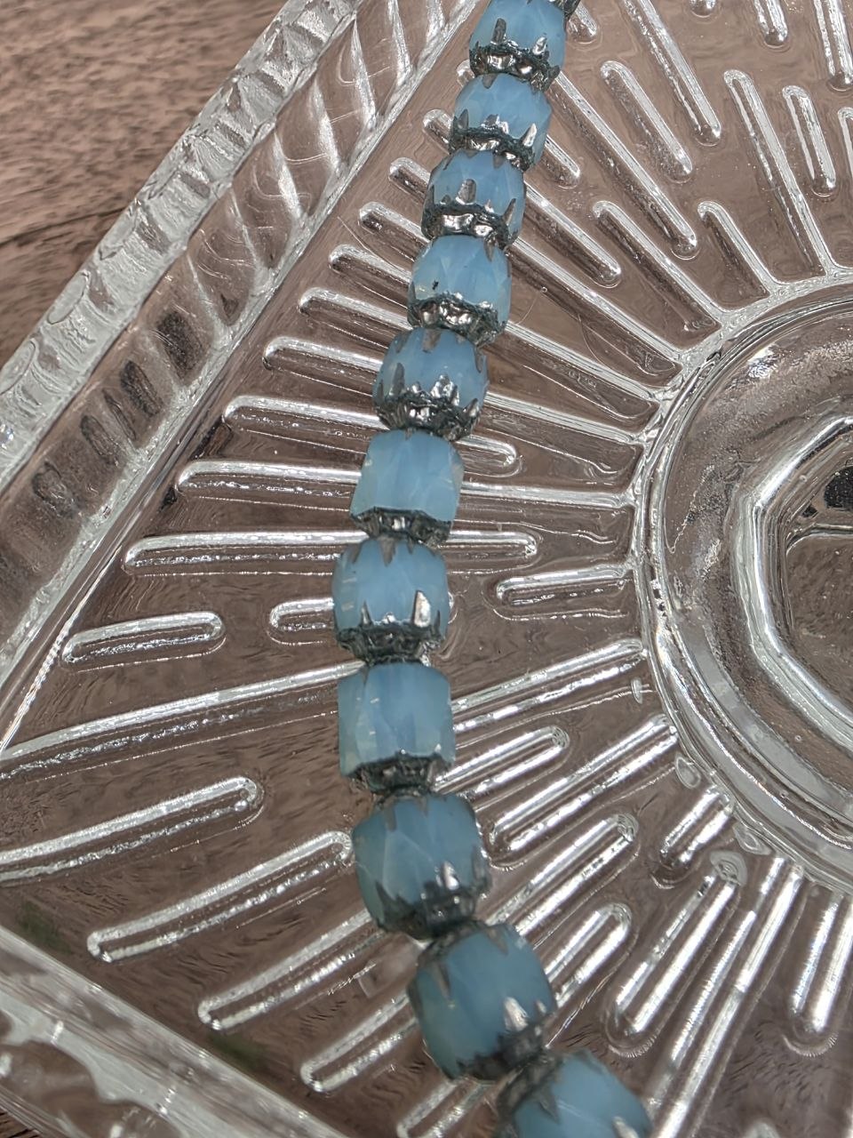 Czech Metallic Glass Beads Silver | Organic Square 6×6 mm