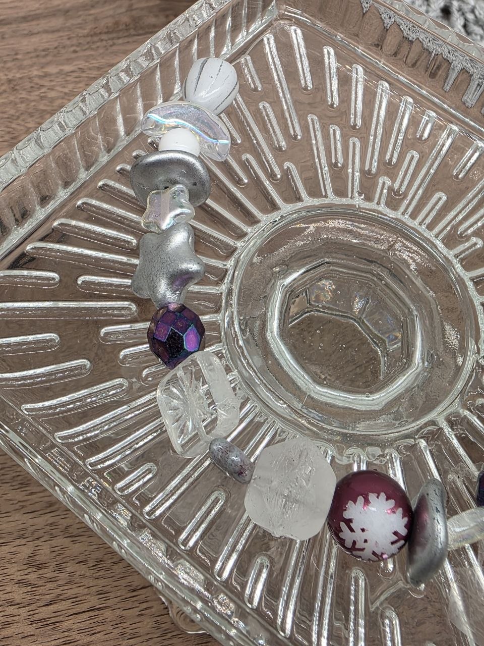 Czech Squared Kiwi Glass Beads | Silver TCB