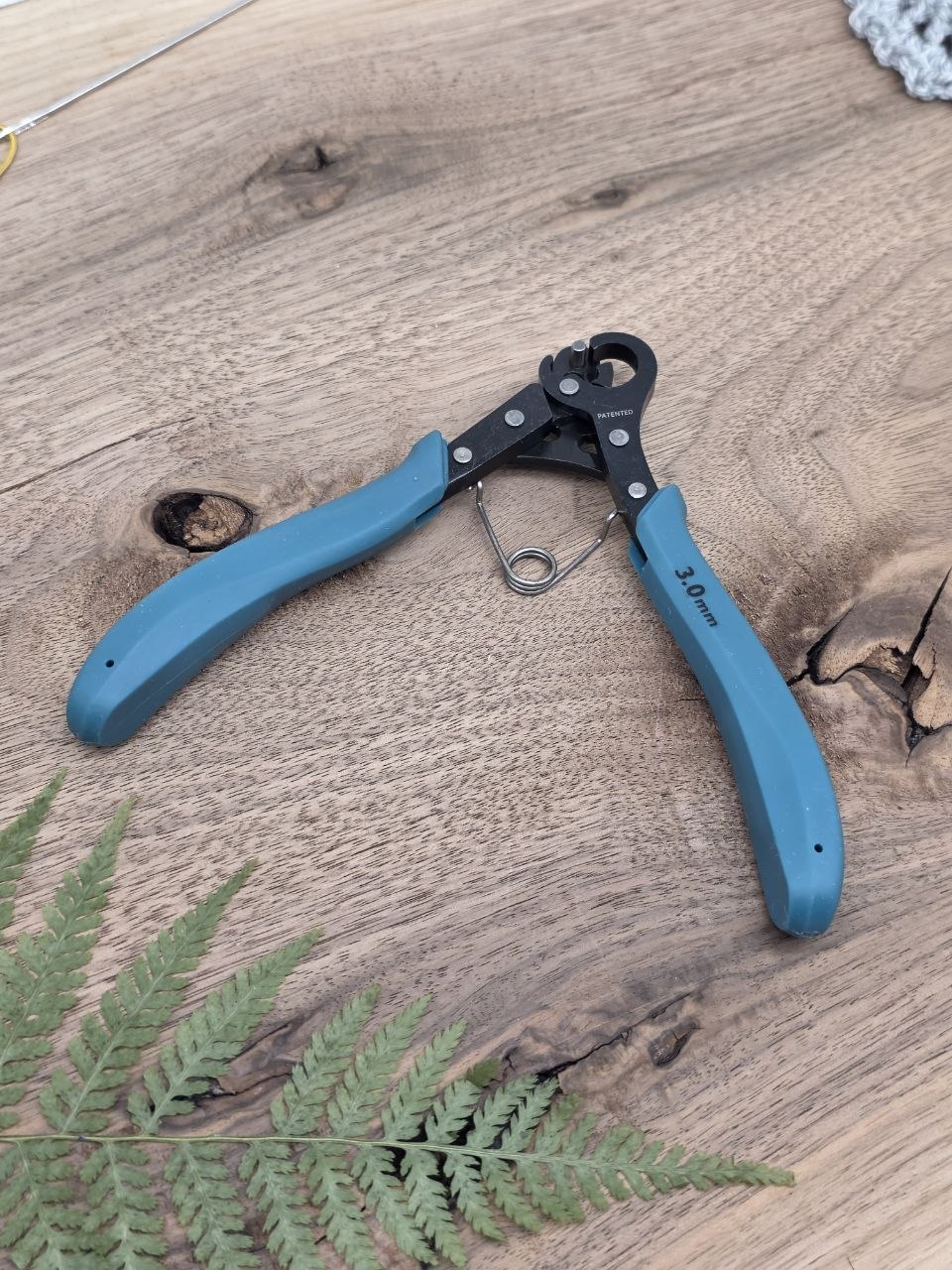 The Beadsmith® 1-Step Big Looper Pliers 3 mm – Loop Making Tool