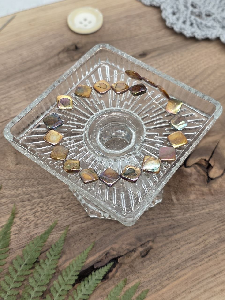 Natural Sea Mother of Pearl Beads – Organic Freeform Shell – Light Brown AB – 20 pcs