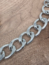 Short Silver Chain Strap for Bags, 21 cm – Large Oval Links 20 × 25 mm