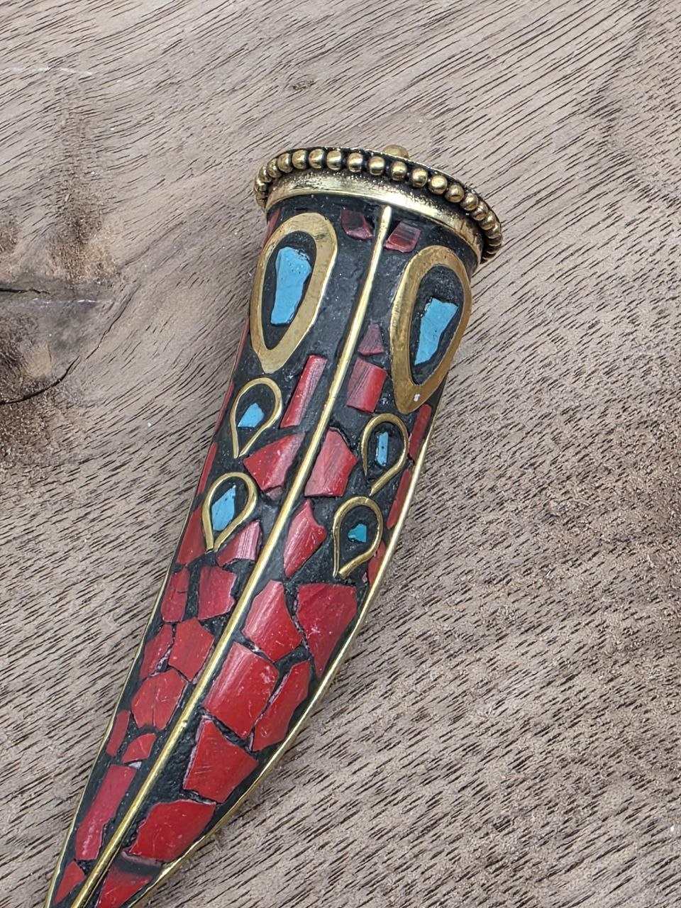 Large Mosaic Horn Pendant – Red & Turquoise – 7 cm