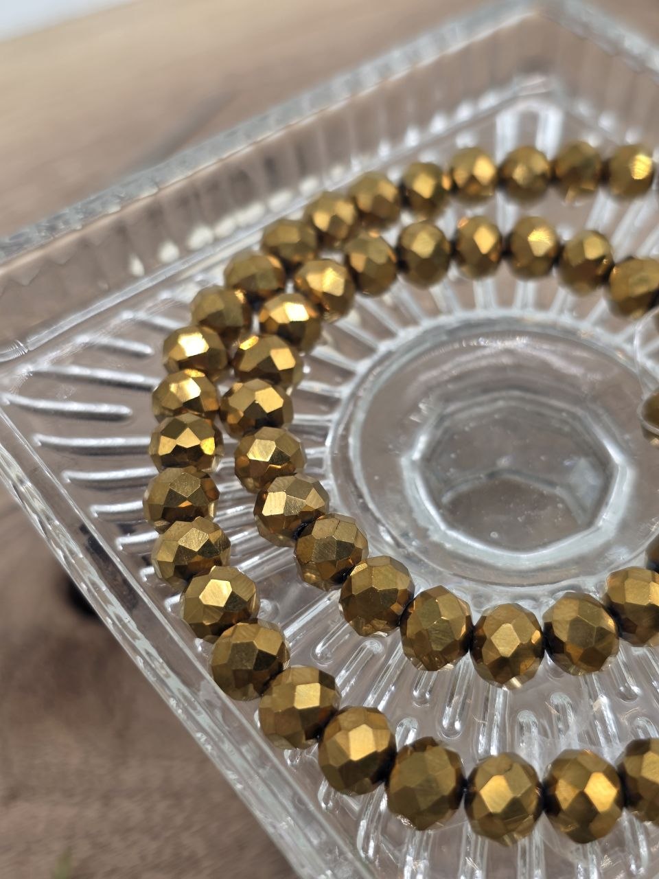 Faceted Glass Beads "Antique Gold" – 8 mm (60 pcs)