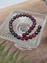 Red & Black Mix – Faceted Glass Beads 10 mm (30 pcs)