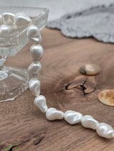 Majorca Pearl Baroque Beads 15 × 8 mm – Moonmilk – 27 Pcs