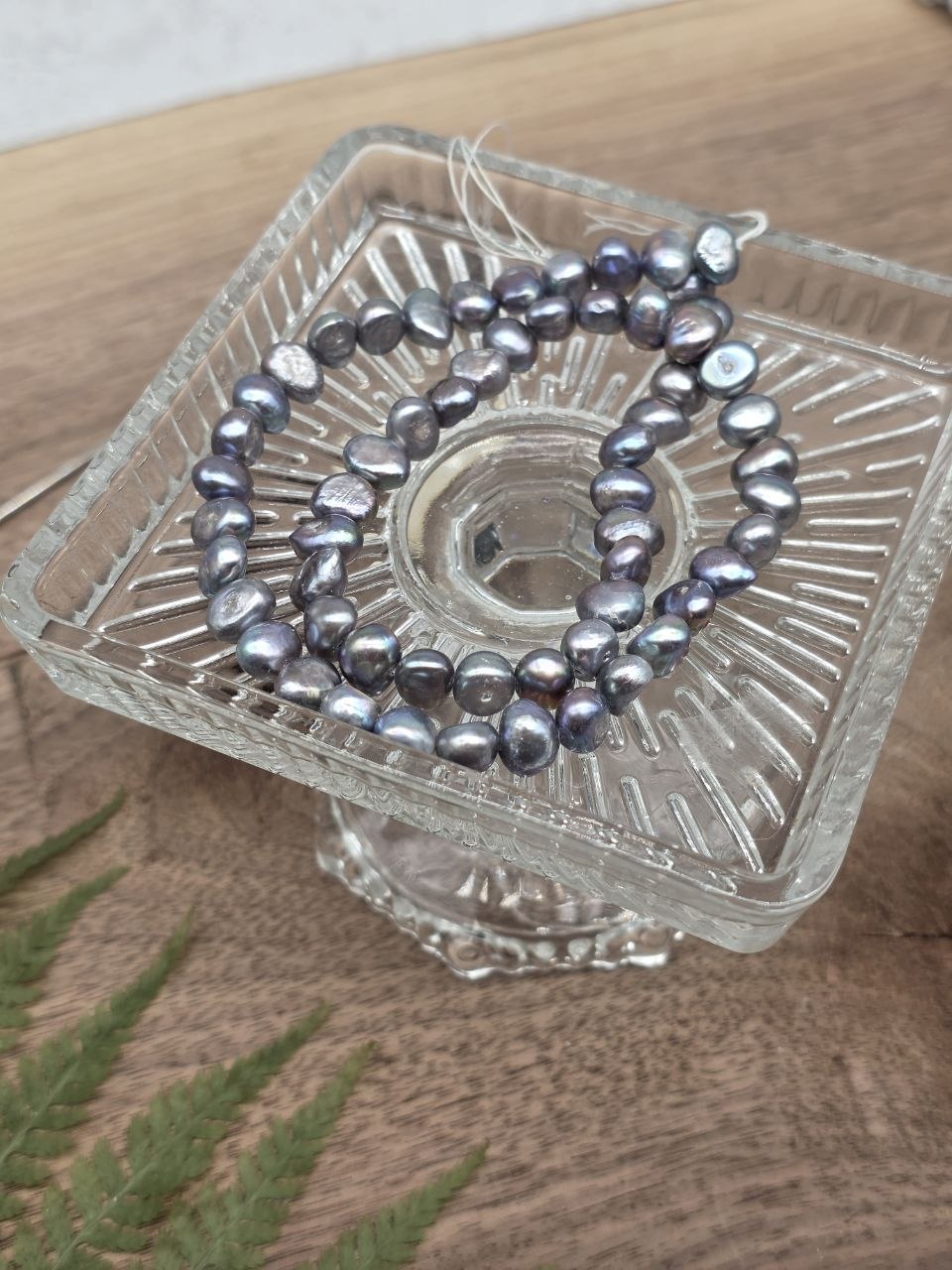 Natural Freshwater Pearl Beads 5–6 mm – Moon Ash – Approx. 40 cm Strand