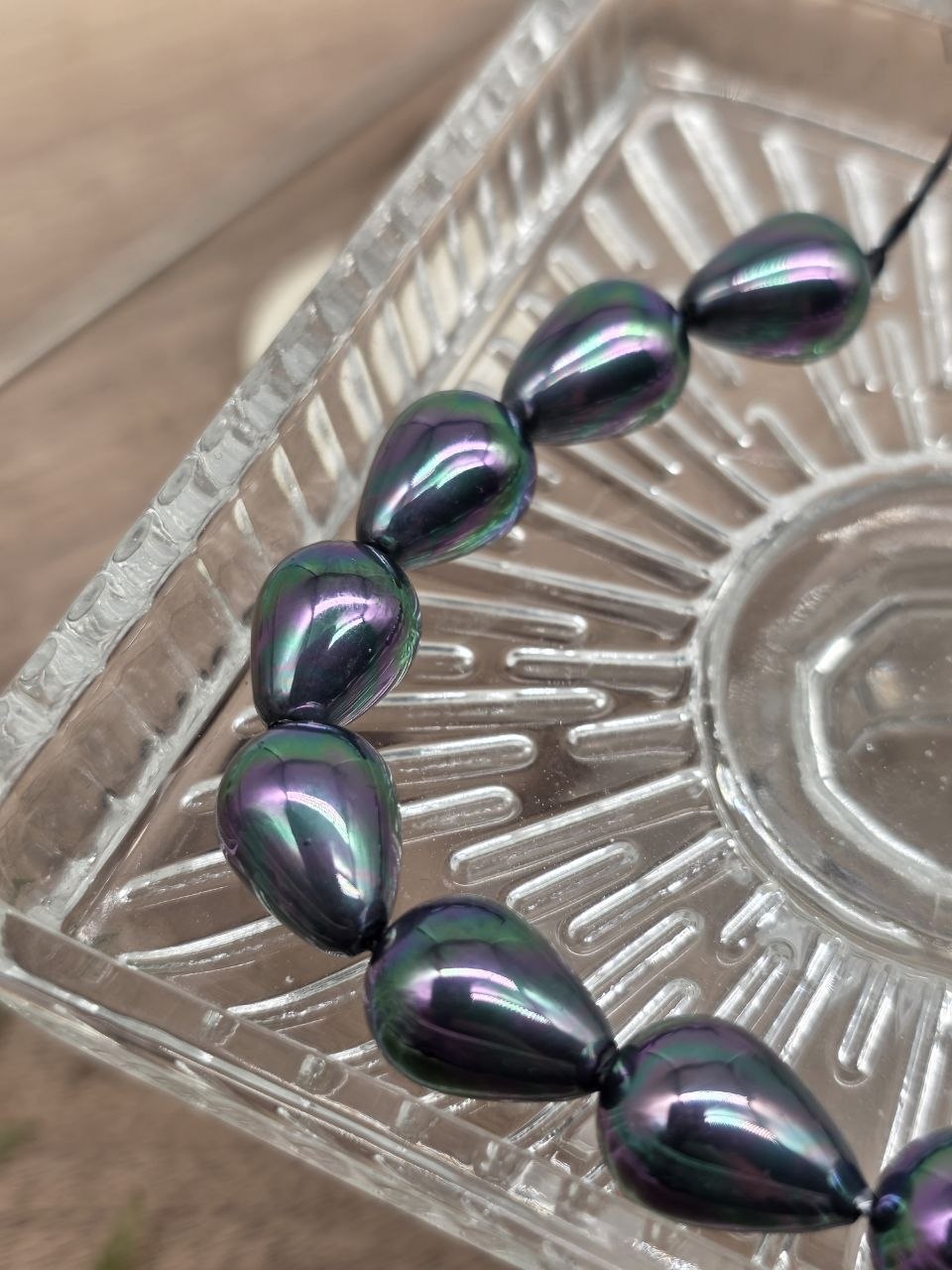Peacock Mallorca Pearl Teardrop Beads – 15 × 8 mm, 20 cm Strand