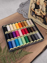 Gütermann Nostalgic Sew-All Thread Set – 30 × 100 m in Vintage Metal Box
